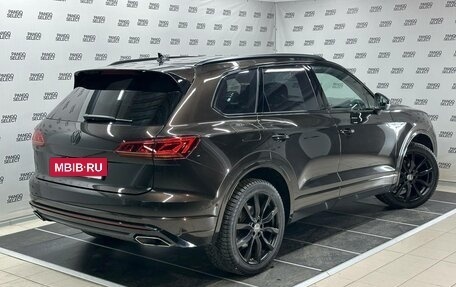 Volkswagen Touareg III, 2020 год, 4 798 000 рублей, 2 фотография