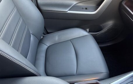 Toyota RAV4, 2022 год, 3 950 001 рублей, 10 фотография