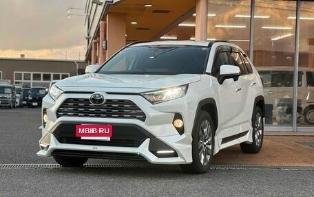 Toyota RAV4, 2022 год, 3 950 001 рублей, 3 фотография