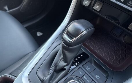 Toyota RAV4, 2022 год, 3 950 001 рублей, 25 фотография