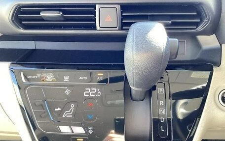 Nissan Roox, 2022 год, 815 000 рублей, 9 фотография