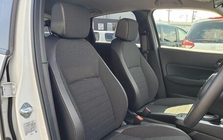 Honda Fit, 2023 год, 1 088 000 рублей, 28 фотография