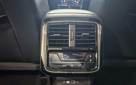 Volkswagen Passat B8 рестайлинг, 2023 год, 2 270 000 рублей, 17 фотография