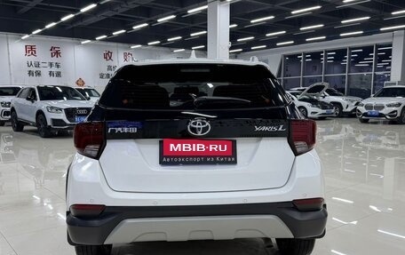 Toyota Yaris XP150 рестайлинг, 2022 год, 1 490 000 рублей, 5 фотография