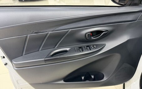 Toyota Yaris XP150 рестайлинг, 2022 год, 1 490 000 рублей, 12 фотография