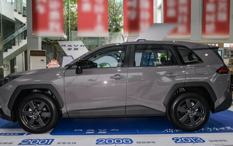 Toyota RAV4, 2026 год, 4 090 000 рублей, 4 фотография