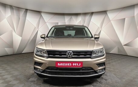 Volkswagen Tiguan II, 2018 год, 2 345 000 рублей, 7 фотография