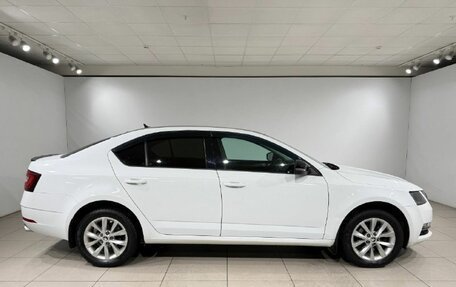 Skoda Octavia, 2017 год, 1 590 000 рублей, 4 фотография