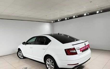 Skoda Octavia, 2017 год, 1 590 000 рублей, 7 фотография