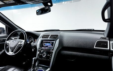 Ford Explorer VI, 2012 год, 1 550 000 рублей, 24 фотография