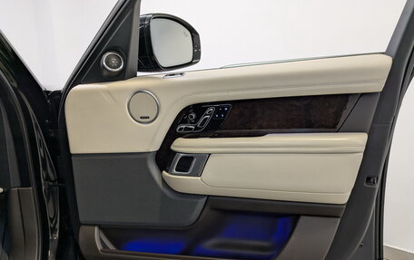 Land Rover Range Rover IV рестайлинг, 2021 год, 8 700 000 рублей, 25 фотография