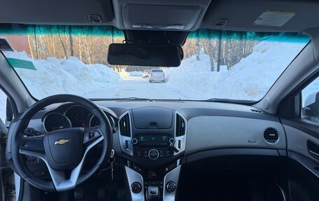 Chevrolet Cruze II, 2013 год, 850 000 рублей, 11 фотография