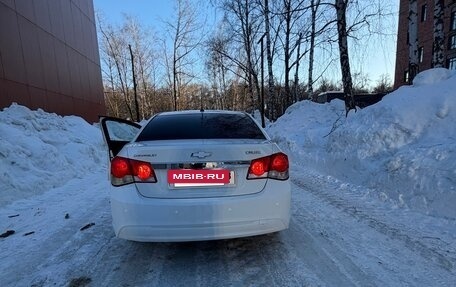 Chevrolet Cruze II, 2013 год, 850 000 рублей, 5 фотография