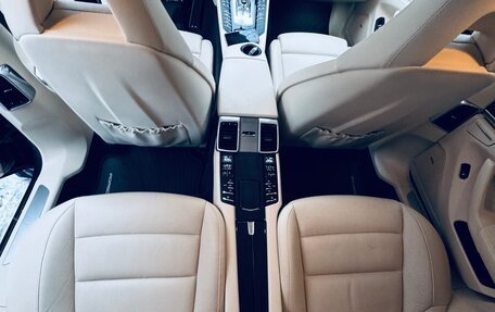 Porsche Panamera II рестайлинг, 2015 год, 4 000 000 рублей, 16 фотография