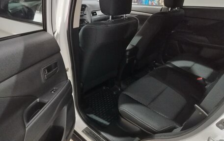 Mitsubishi Outlander III рестайлинг 3, 2017 год, 2 050 000 рублей, 5 фотография