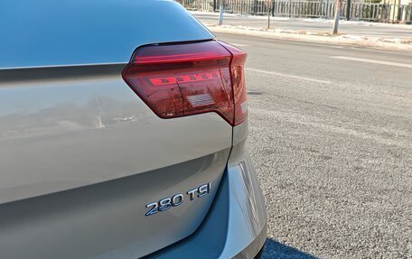 Volkswagen T-Roc I, 2023 год, 2 150 000 рублей, 4 фотография