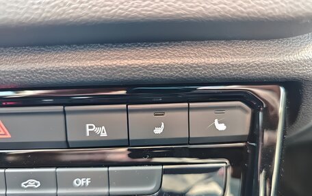 Volkswagen T-Roc I, 2023 год, 2 150 000 рублей, 12 фотография