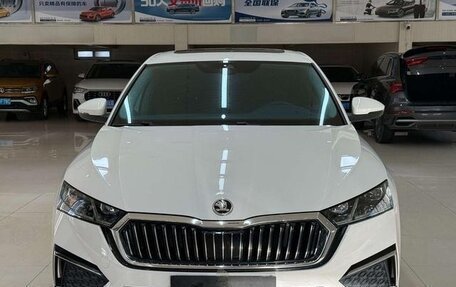 Skoda Octavia IV, 2022 год, 1 850 000 рублей, 2 фотография