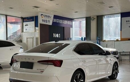 Skoda Octavia IV, 2022 год, 1 850 000 рублей, 4 фотография