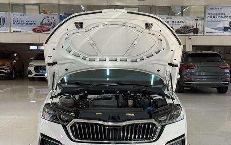 Skoda Octavia IV, 2022 год, 1 850 000 рублей, 8 фотография