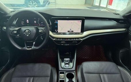 Skoda Octavia IV, 2022 год, 1 850 000 рублей, 18 фотография