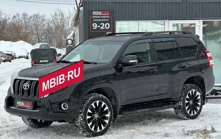 Toyota Land Cruiser Prado 150 рестайлинг 2, 2014 год, 3 549 000 рублей, 3 фотография
