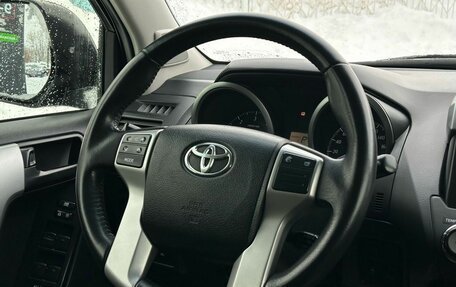 Toyota Land Cruiser Prado 150 рестайлинг 2, 2014 год, 3 549 000 рублей, 13 фотография