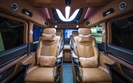 Mercedes-Benz V-Класс, 2025 год, 13 000 000 рублей, 3 фотография