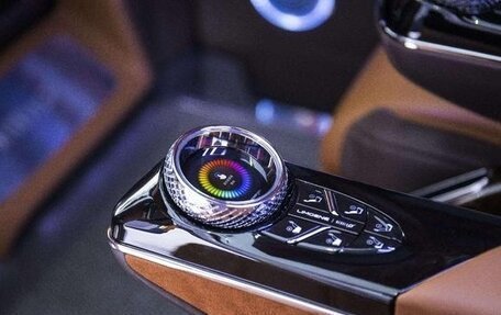 Mercedes-Benz V-Класс, 2025 год, 13 000 000 рублей, 8 фотография