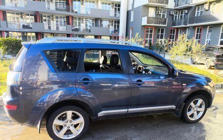 Mitsubishi Outlander III рестайлинг 3, 2008 год, 1 000 000 рублей, 4 фотография