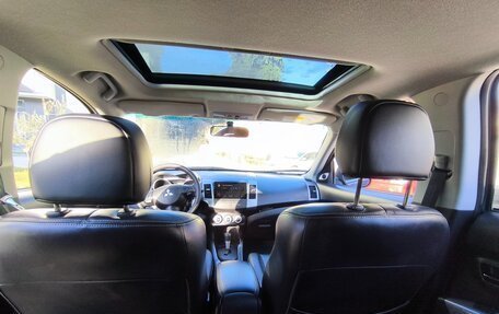 Mitsubishi Outlander III рестайлинг 3, 2008 год, 1 000 000 рублей, 10 фотография