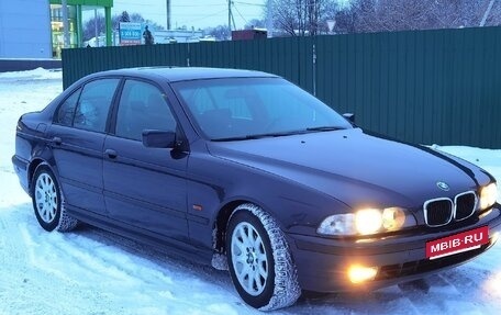 BMW 5 серия, 1998 год, 600 000 рублей, 1 фотография