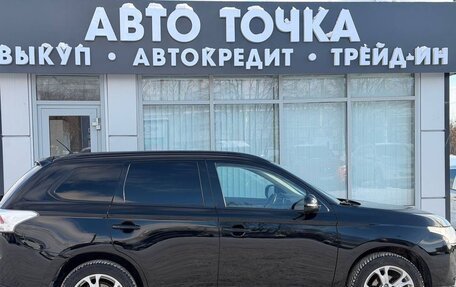 Mitsubishi Outlander III рестайлинг 3, 2014 год, 1 398 000 рублей, 7 фотография