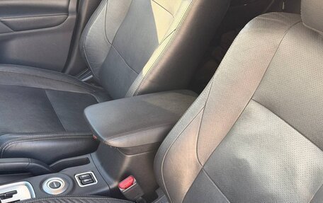 Mitsubishi Outlander III рестайлинг 3, 2014 год, 1 398 000 рублей, 16 фотография