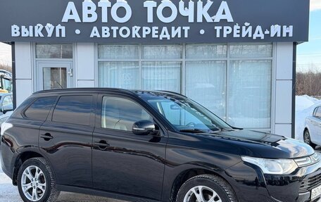 Mitsubishi Outlander III рестайлинг 3, 2014 год, 1 398 000 рублей, 12 фотография