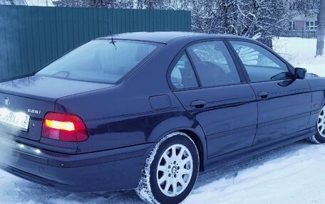 BMW 5 серия, 1998 год, 600 000 рублей, 3 фотография