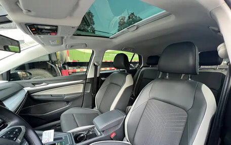 Volkswagen Golf VIII, 2022 год, 1 620 033 рублей, 6 фотография