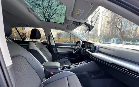 Volkswagen Golf VIII, 2022 год, 1 620 033 рублей, 13 фотография