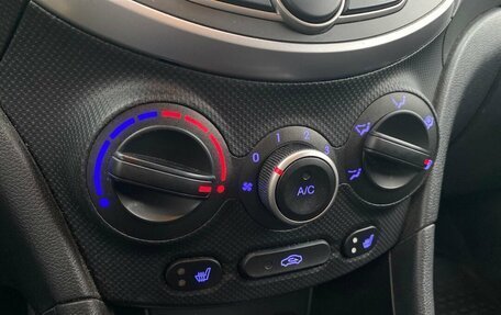 Hyundai Solaris II рестайлинг, 2016 год, 1 059 000 рублей, 11 фотография