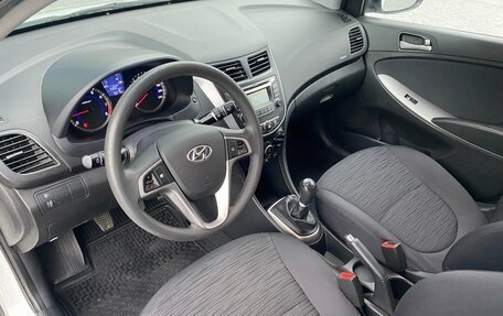 Hyundai Solaris II рестайлинг, 2016 год, 1 059 000 рублей, 6 фотография