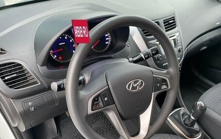 Hyundai Solaris II рестайлинг, 2016 год, 1 059 000 рублей, 5 фотография