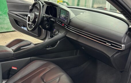 Hyundai Elantra, 2021 год, 1 790 000 рублей, 20 фотография