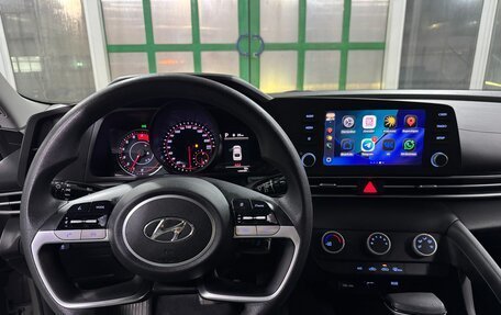 Hyundai Elantra, 2021 год, 1 790 000 рублей, 13 фотография