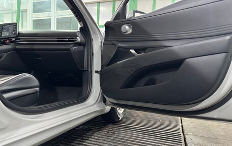 Hyundai Elantra, 2021 год, 1 790 000 рублей, 19 фотография