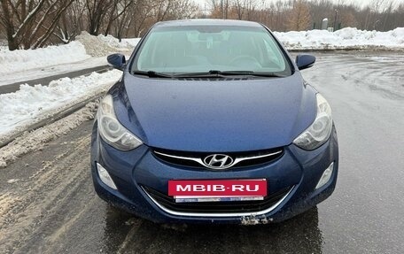 Hyundai Elantra V, 2012 год, 870 000 рублей, 3 фотография