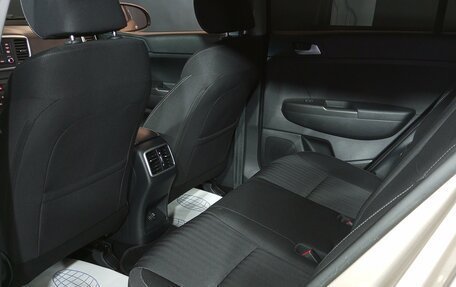 KIA Sportage IV рестайлинг, 2019 год, 2 050 000 рублей, 15 фотография