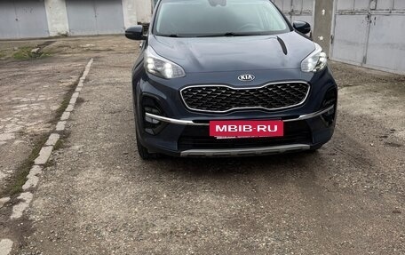 KIA Sportage IV рестайлинг, 2019 год, 2 750 000 рублей, 2 фотография