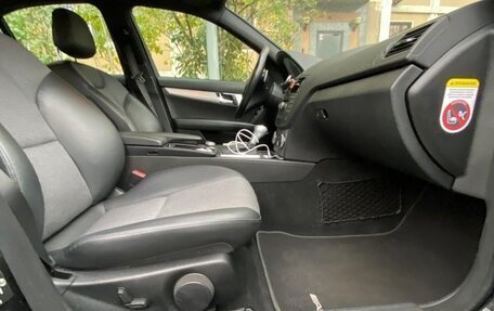 Mercedes-Benz C-Класс, 2009 год, 1 450 000 рублей, 24 фотография