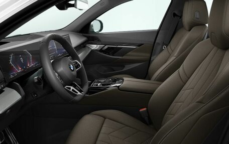 BMW 5 серия, 2025 год, 9 290 000 рублей, 2 фотография