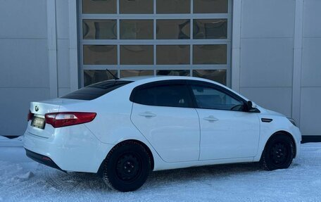 KIA Rio III рестайлинг, 2013 год, 780 000 рублей, 5 фотография